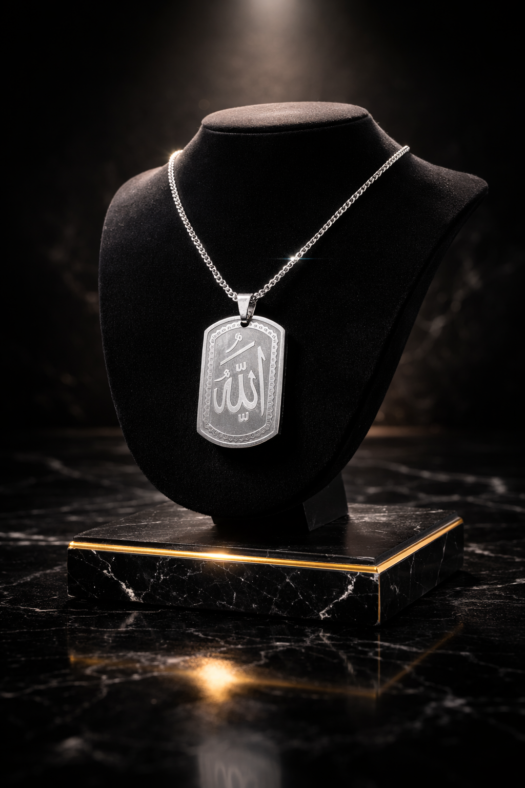 Halalhaus – Allah Kalligrafie Halskette – Iman Edition