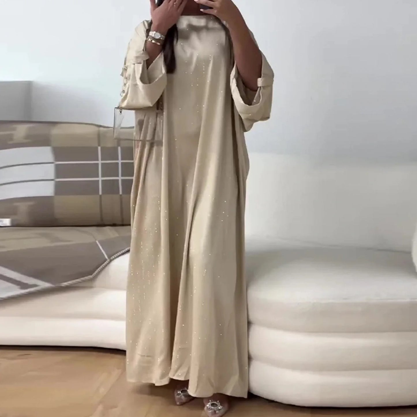 Halalhaus Abaya Sakinah – Anmut in ihrer reinsten Form